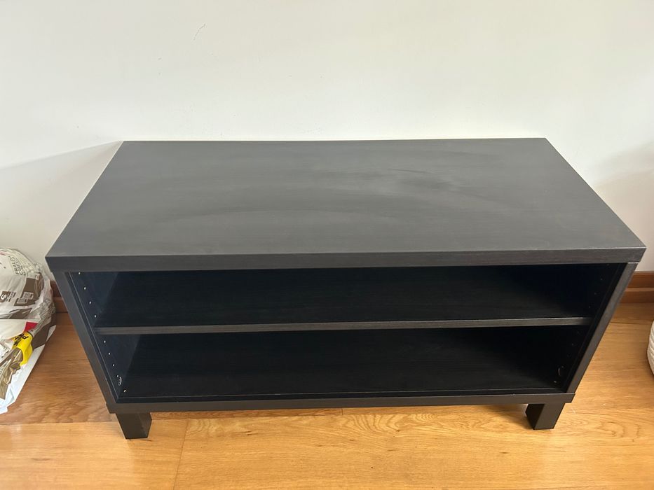 Móvel de TV / Estante preto bom estado