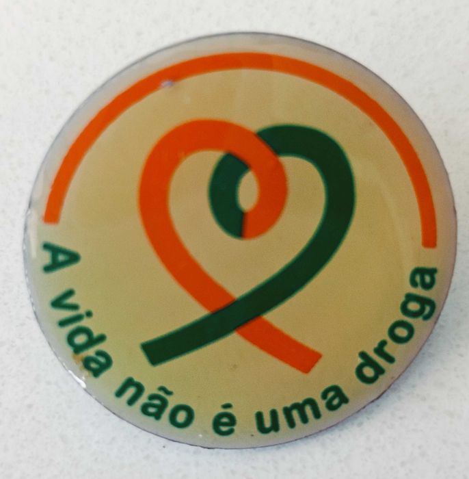 Vendo Pin's clássicos e raros