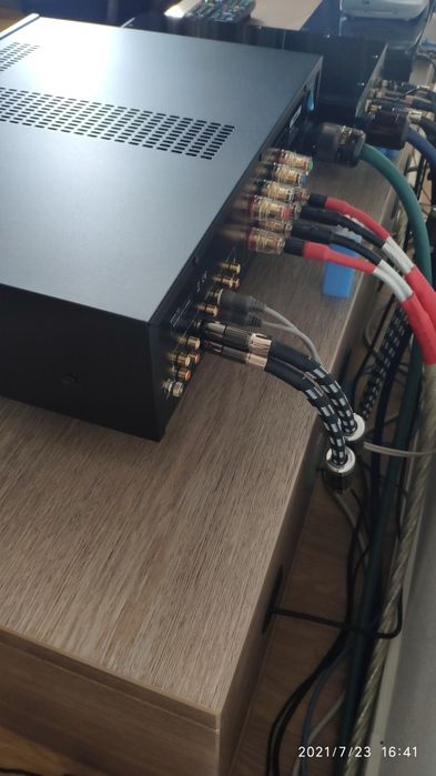 Интегральный усилитель Magnat MA 800