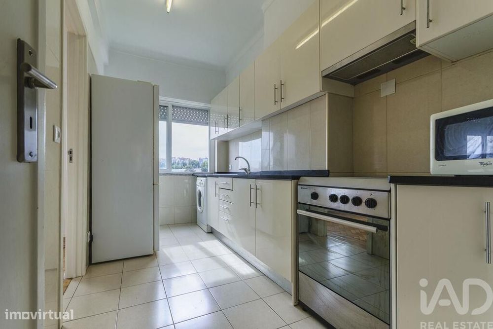 Apartamento T4 em Beato de 86 m2