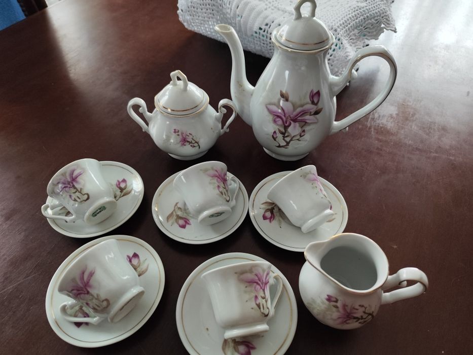 Serviço de café antigo