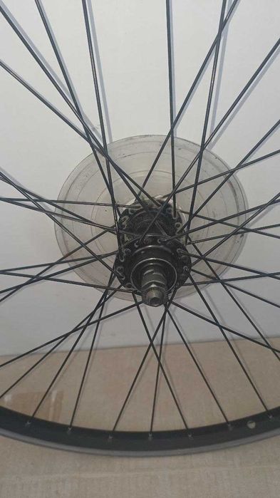 Задній обід 26" Bontrager 550 зі втулкою Formula FM31 (під тріскачку)
