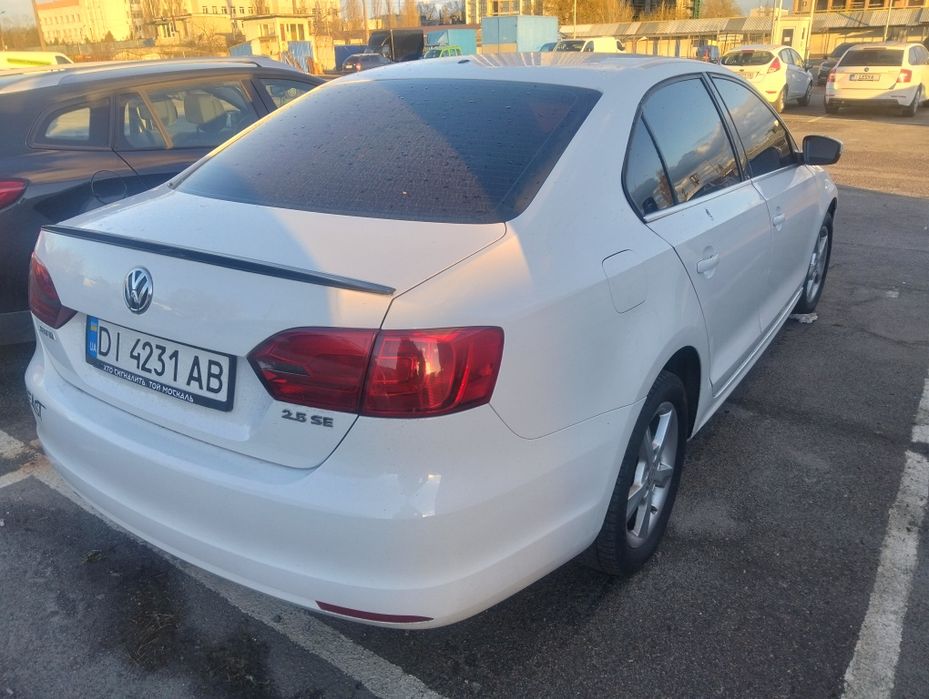 Продам Фольцфагин джету 2.5 автомат