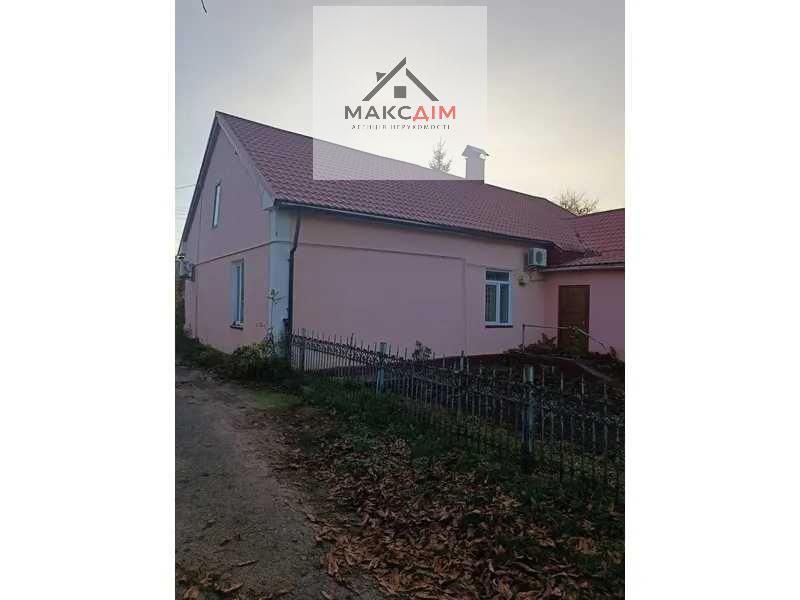 Продається приміщення в Чорткові
