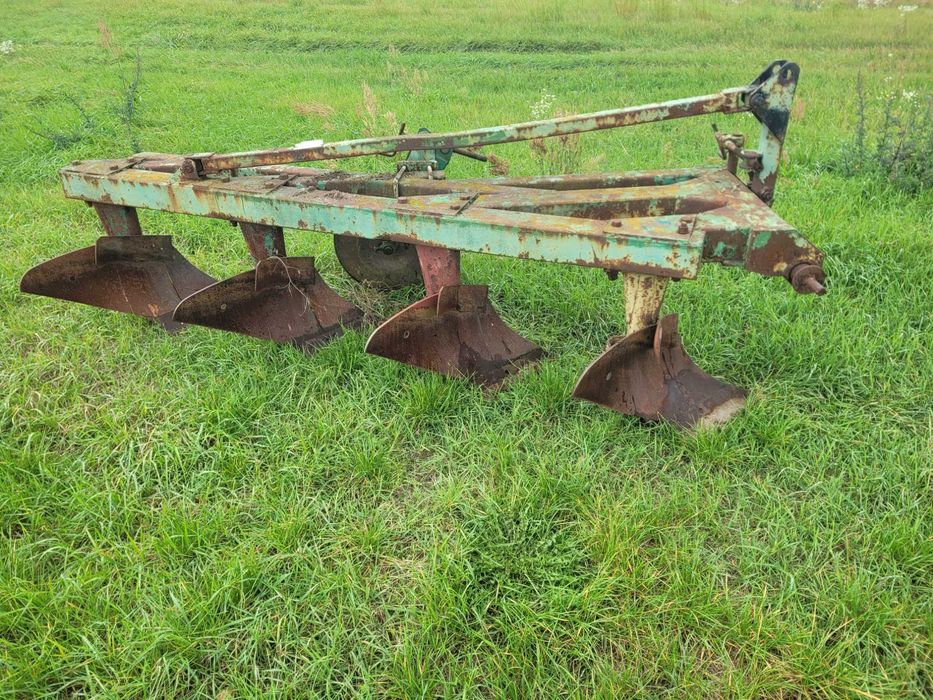 Pług zagonowy 4 skibowy