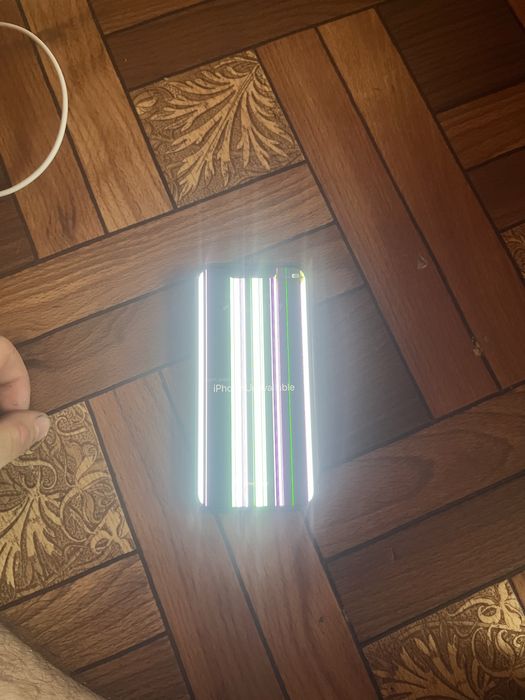 IPhone 13 mini продам на запчастини