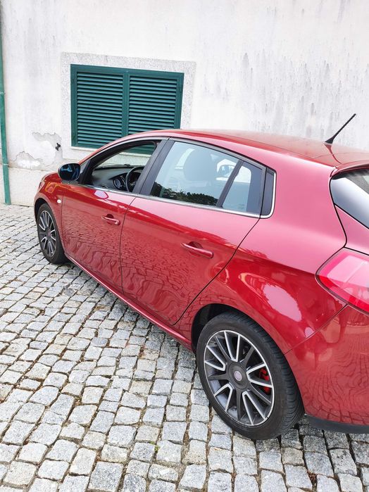 Fiat Bravo 1.9 150cv multijet - POUCOS KMs