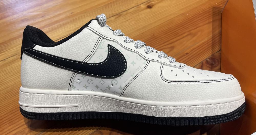 Buty sneakersy customowe Nike - rozmiar 44