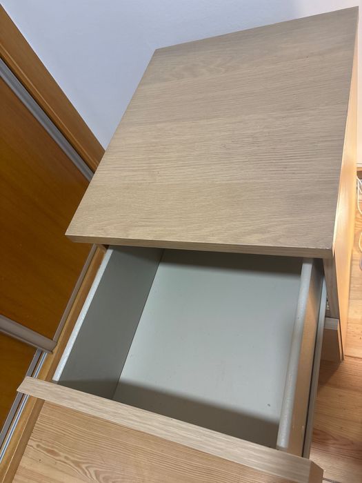 Mesa de Cabeceira