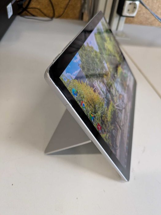 Tablet Computador portatil Windows Microsoft Surface Go 2  m3-8100y