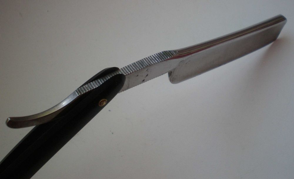Опасная бритва double arrow 66