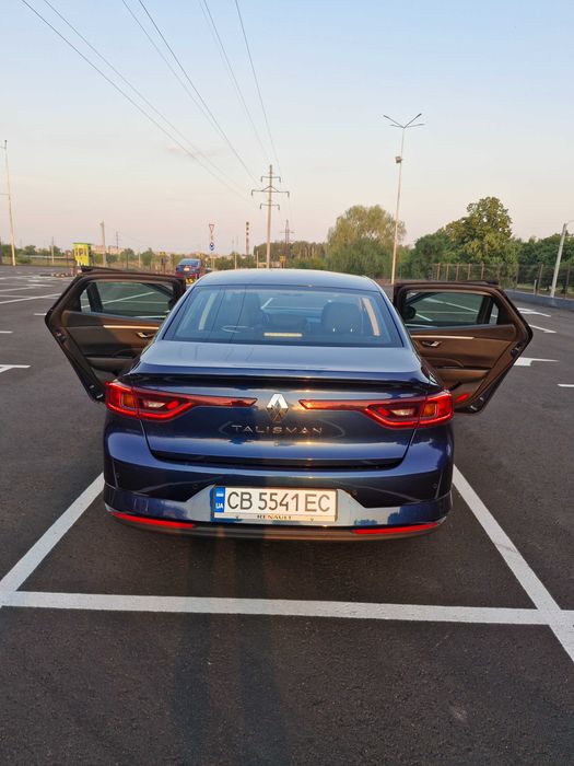 автомобіль  Рено Талісман