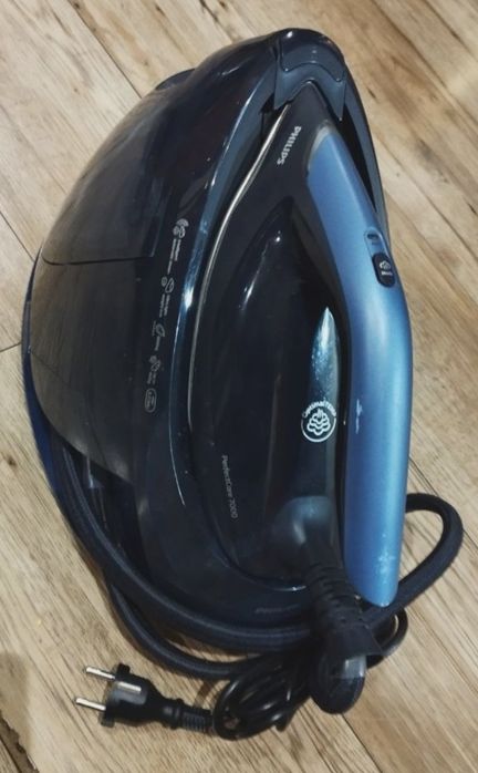 Stacja generator pary Philips PerfectCare  seria 7000 model PSG7130