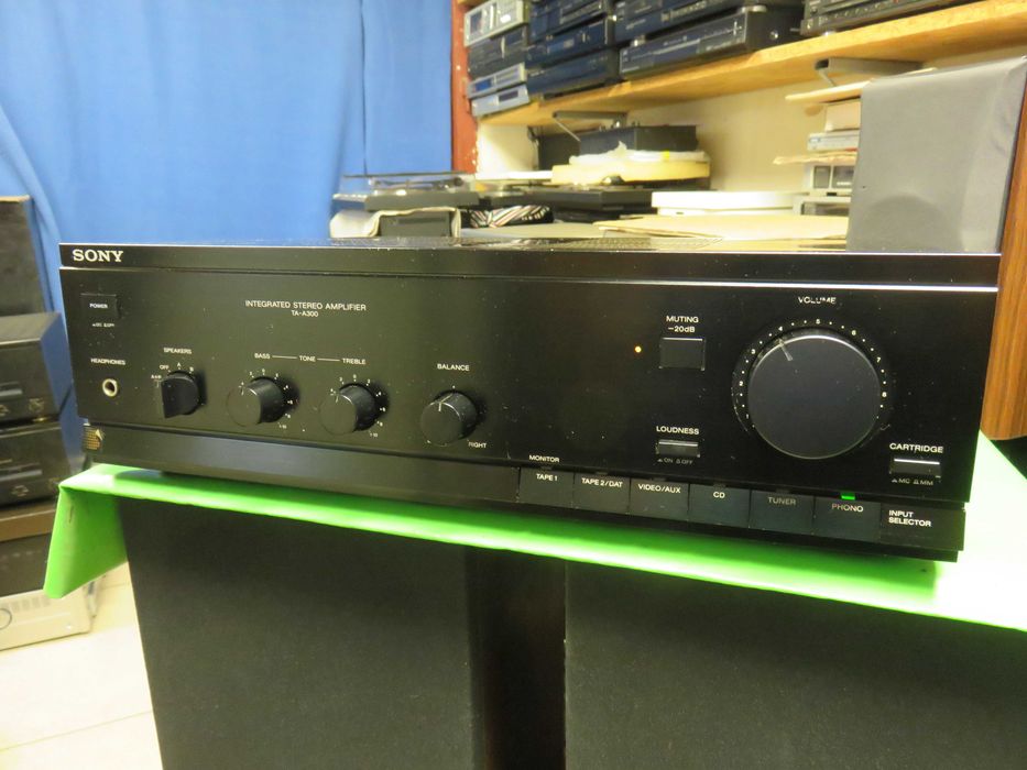 Wzmacniacz Sony TA-A300