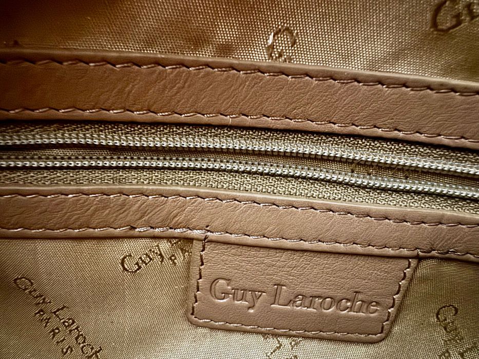 Mala Guy Laroche camel