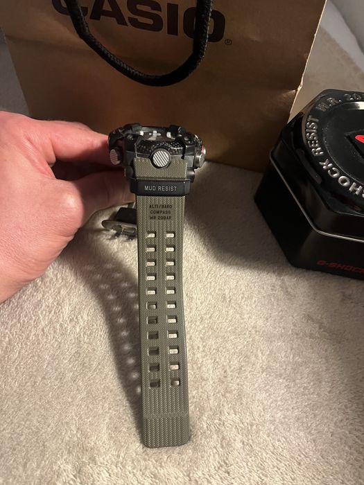 Zegarek Casio G-SHOCK GG B100