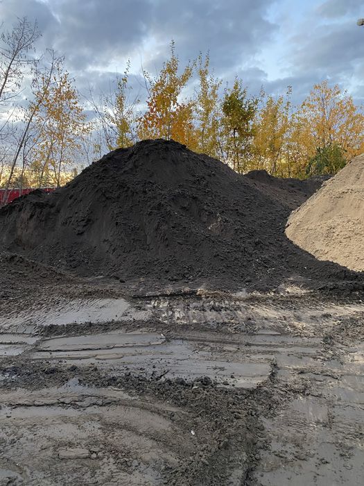 Ziemia pod trawniki ,ziemia na podniesienie  terenu