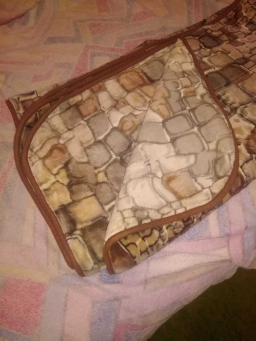 Плед великий майже новий