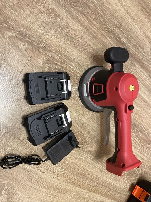 Віброприсоска акумуляторна