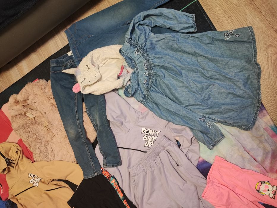 Пакет речей на дівчинку 110-122