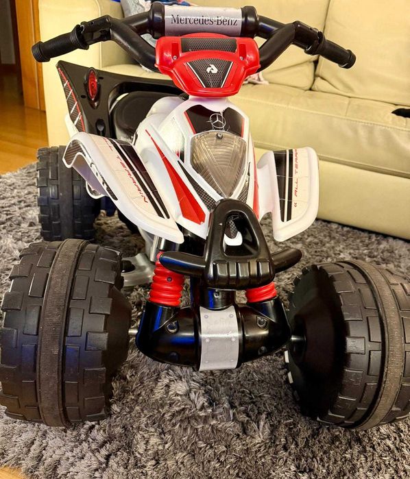 Moto 4 elétrica 12v -  Mercedes