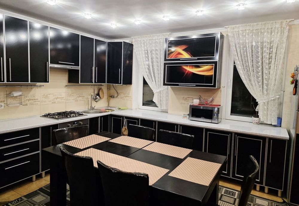 Здається чудова 2 кімната квартира район Старе місто.