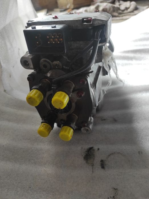 Тнвд топливний насос nissan  2.2 0470504012 Nissan Altima almera