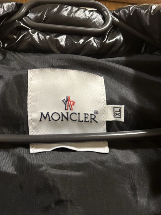 Чоловіча желетка Moncler XL