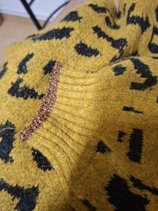 Nowy swetr  kardigan damski