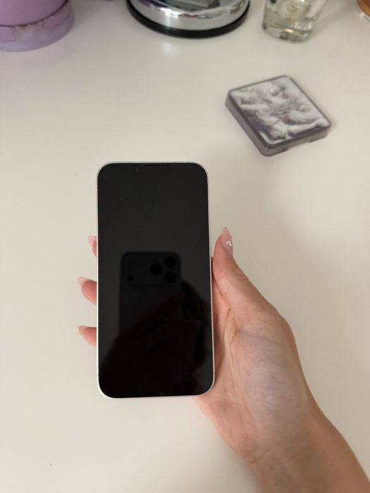 SPRZEDAM Iphone 14 256GB w bardzo dobrym stanie bez zarysowań
