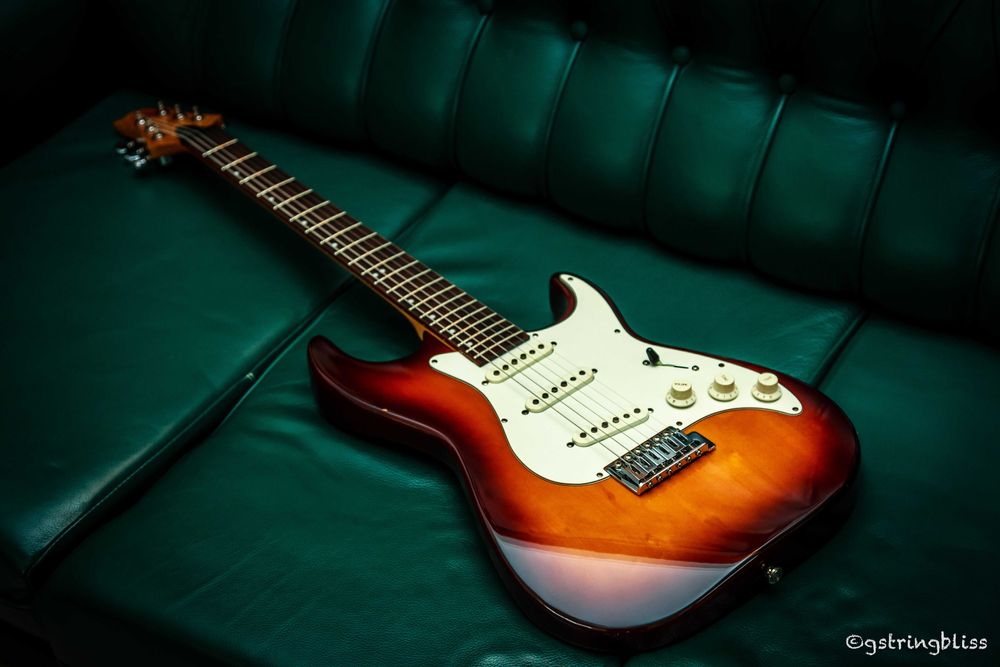 Guitarra electrica Modded Greg Bennett Malibu Signature Series MB1