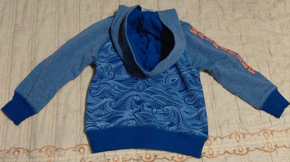 Disney Vaiana Maui bluza z kapturem 92