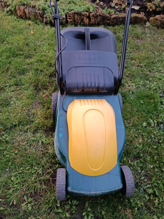 Газонокосарка електрична