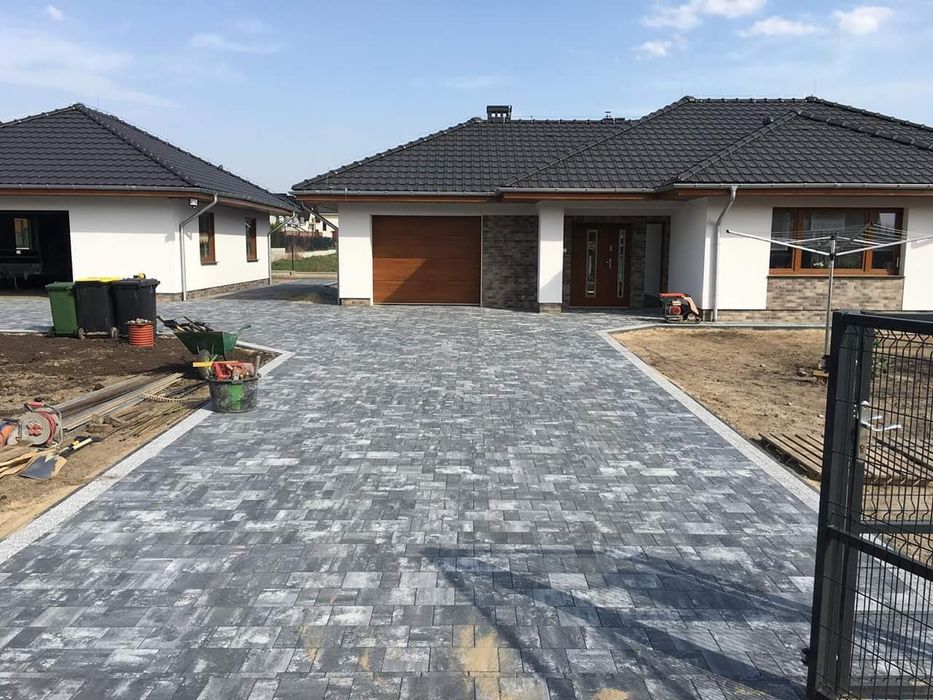 Brukowanie, usługi brukarskie, brukarstwo, układanie kostka brukowa