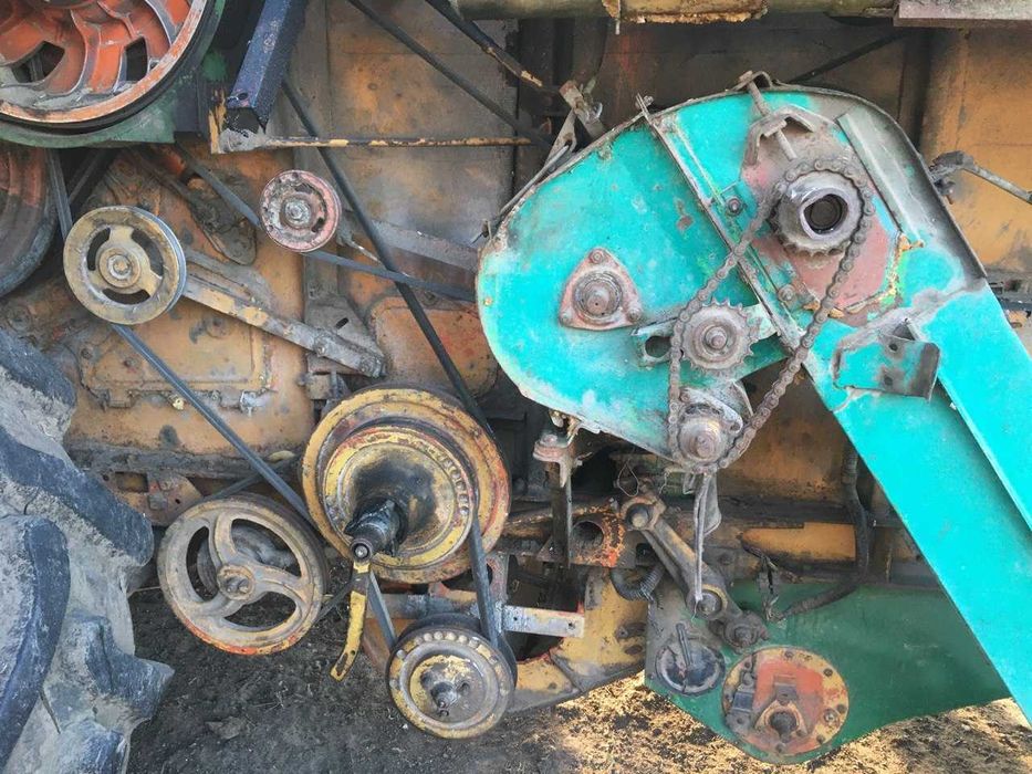 Комбайн ДОН 1500