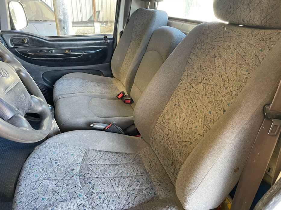 Hyundai H1 caixa aberta