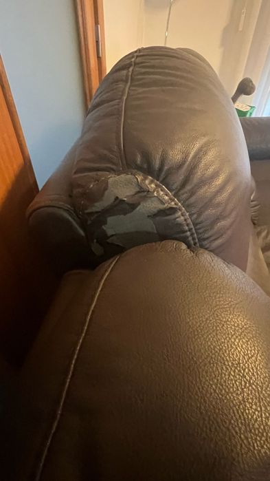 2 Sofás (3+2 lugares)