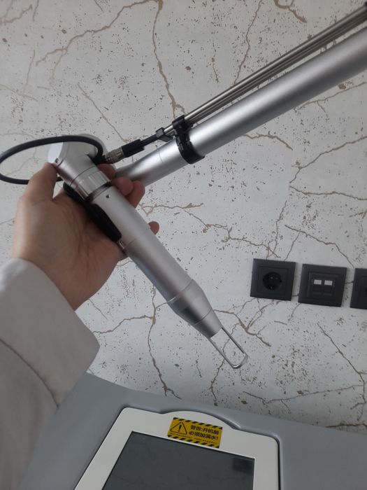 Equipamento de remoção de tatuagem