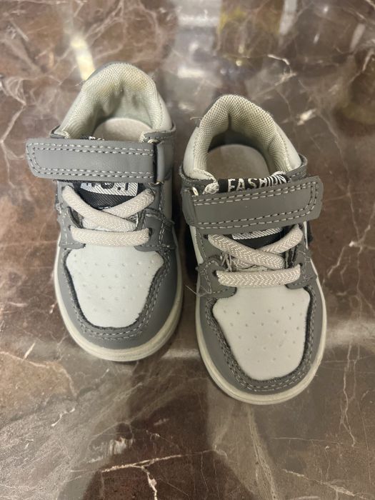 Шкіряні кросівки для хлопчика