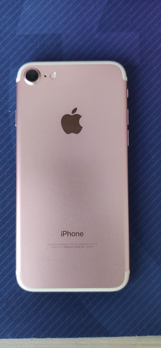 Продам iPhone 7 та X