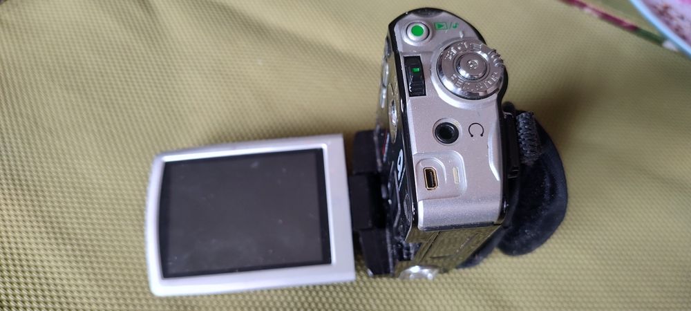 Видеокамера Sony 12.0 megapixel