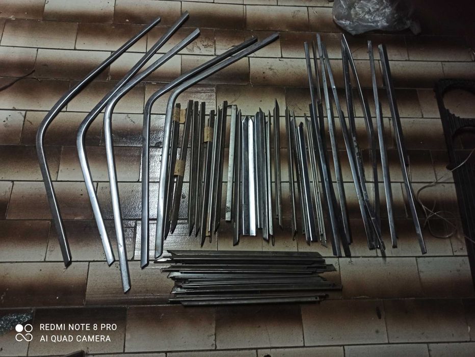 Fiat 125 P Listwy  drzwi rarytas