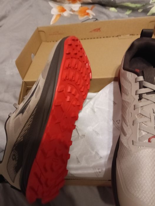 Altra lone peak 9+ Gtr