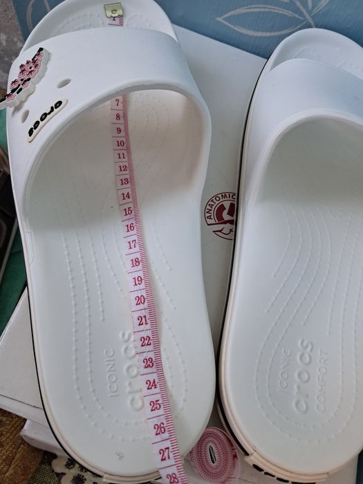 Шльопанці жіночі Сrocs