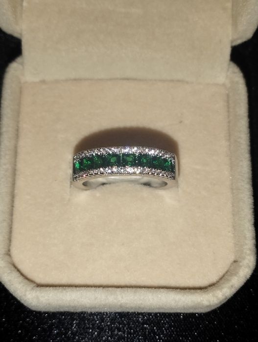 Кольцо серебро  размер 16. 17. 19.5