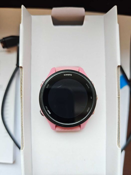 Garmin Forerunner 255s - różowy