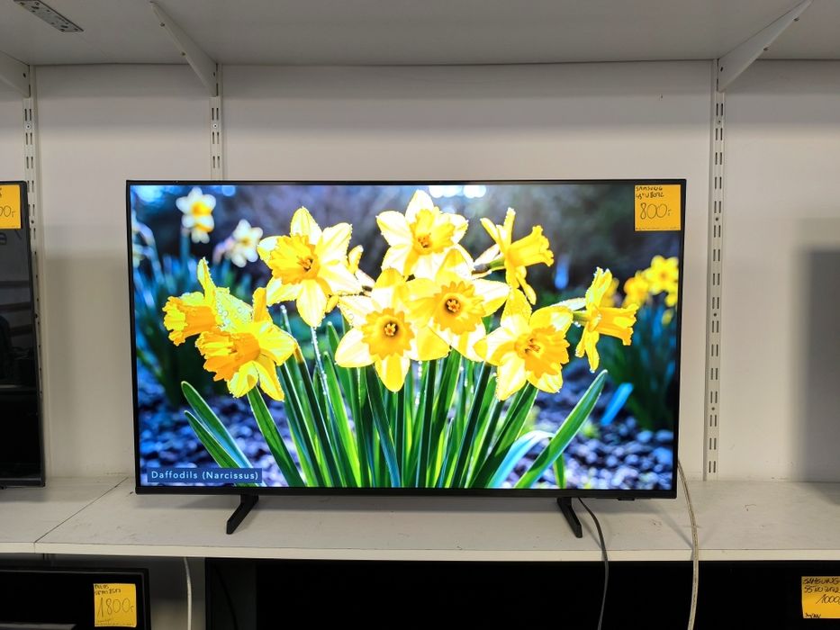 Samsung 43 cale 4K UHD hdr Smart WiFi DVB-T2 HEVC 43U8072 gwarancja 3m telewizor