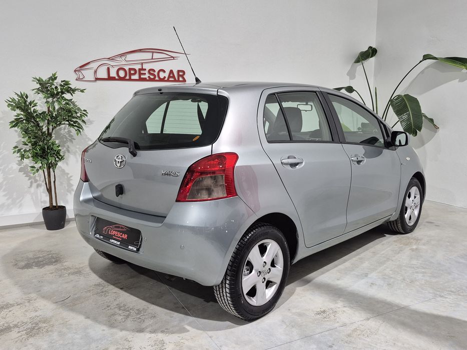 Toyota Yaris 1.4D-4D - AUTOMÁTICO | GARANTIA | NACIONAL
