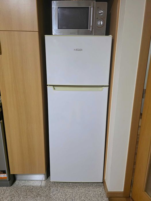 Frigorifico Haeger (com congelador)
