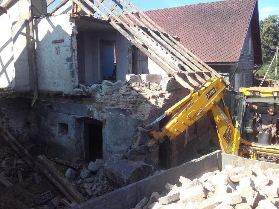 Roboty ziemne/ kruszywa/transport/droga/kamień/czteroośka/koparka